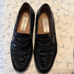 Bandolino black patten leather loafers